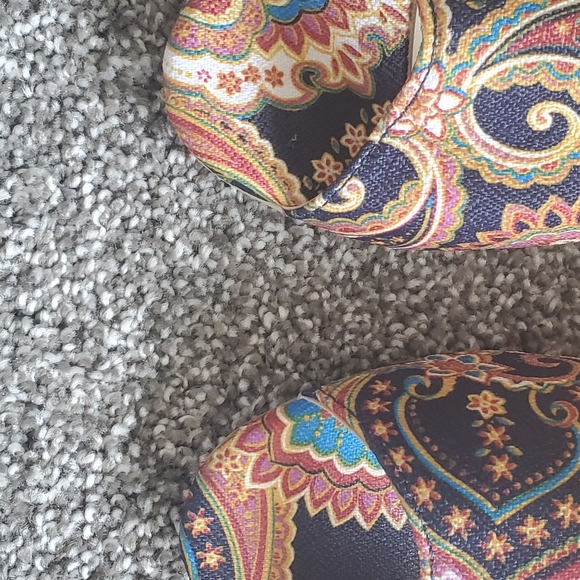 NWOT Paisley Open Toe Heels - Picture 8 of 8